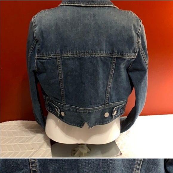 Vintage Cropped Denim Jacket - Picture 3 of 3